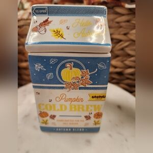 DW HOME Pumpkin Cold Brew Ceramic Candle